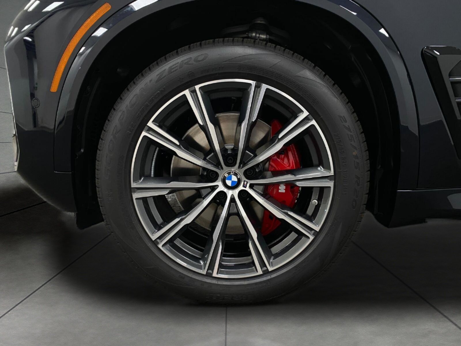 New 2026 BMW X5 xDrive40i w/ M Sport Package AWD/4WD image 14