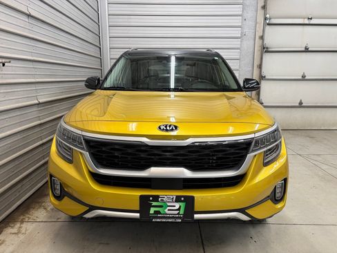 Used 2021 Kia Seltos SX AWD/4WD image 2