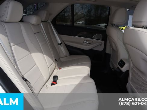 Used 2024 Mercedes-Benz GLE 450e 4MATIC w/ Winter Package image 25