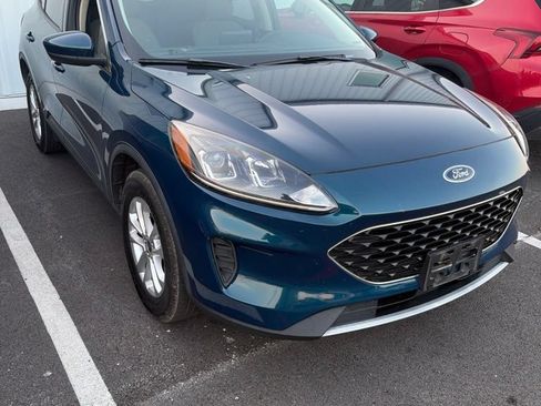 Used 2020 Ford Escape SE AWD/4WD image 2
