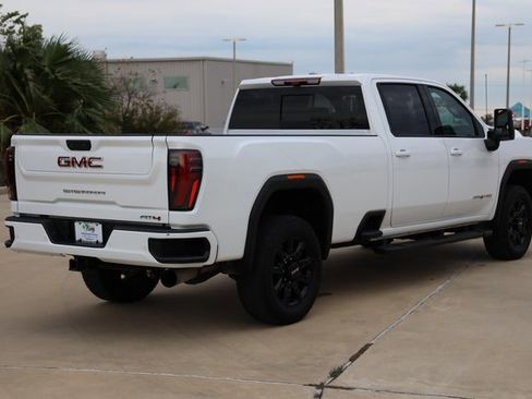 Certified 2025 GMC Sierra 3500 AT4 w/ Technology Package image 9