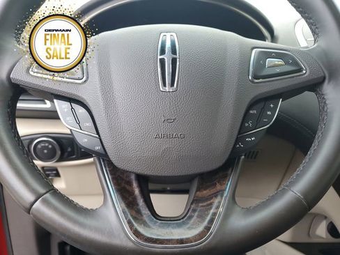 Used 2016 Lincoln MKX Select w/ Select Plus Package image 20