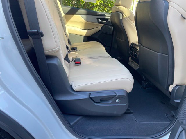 Used 2026 Acura MDX SH-AWD image 18