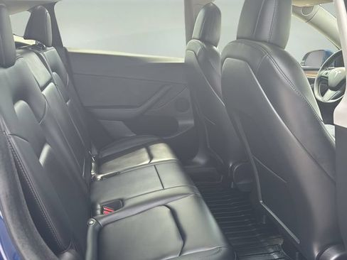 Used 2023 Tesla Model Y Long Range AWD/4WD image 14