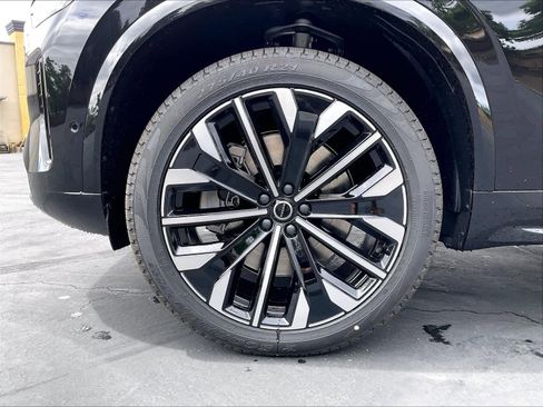 New 2026 Volvo XC90 T8 Ultra w/ Protection Package AWD/4WD image 14