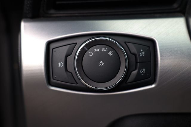 Used 2018 Ford Mustang Premium RWD image 44