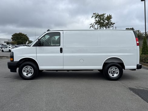 New 2025 GMC Savana 2500 w/ Driver Convenience Package image 7