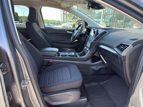 Used 2024 Ford Edge SE AWD/4WD image 14
