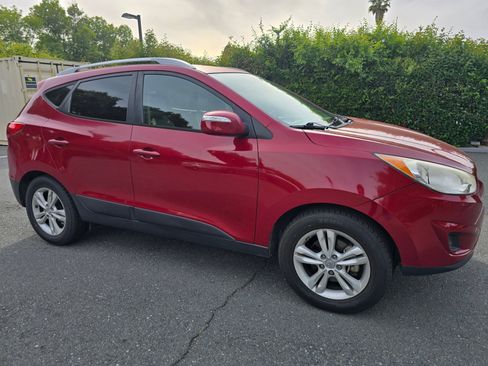 Used 2012 Hyundai Tucson GLS FWD image 5