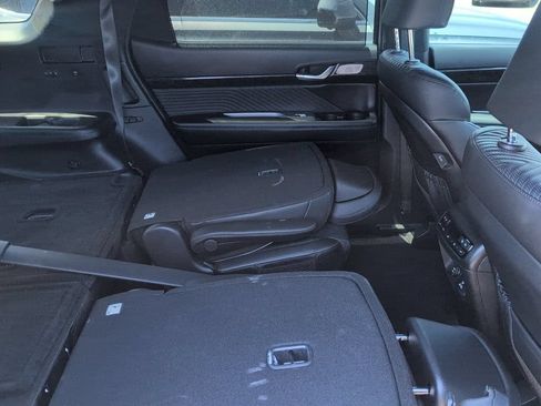 Used 2024 Hyundai Palisade Calligraphy AWD/4WD image 11
