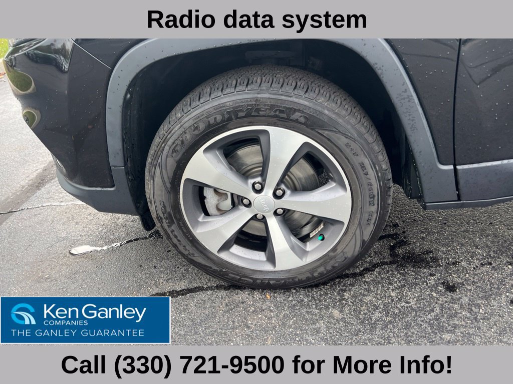 Used 2020 Jeep Cherokee Limited AWD/4WD image 16