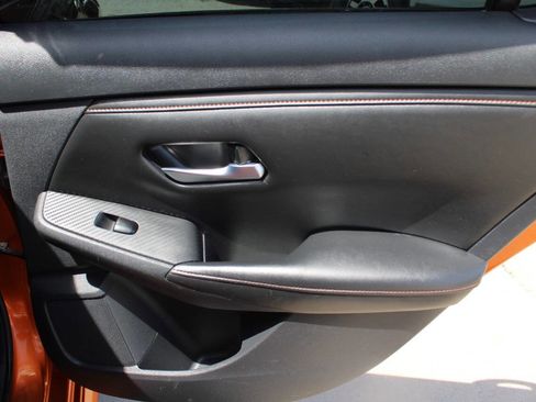 Used 2020 Nissan Sentra SR w/ Electronics Package FWD image 5
