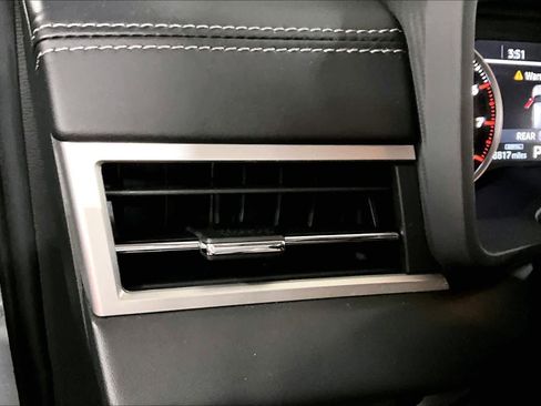 Used 2022 Mitsubishi Outlander SEL image 34