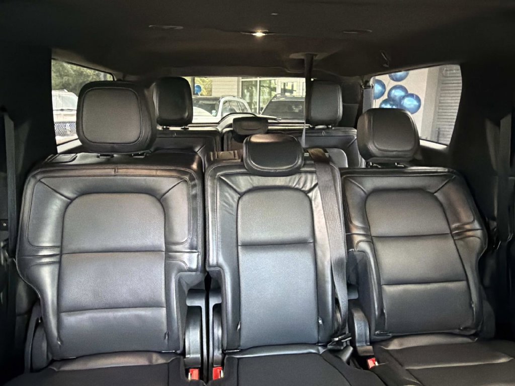 Used 2023 Lincoln Navigator L Reserve AWD/4WD image 10