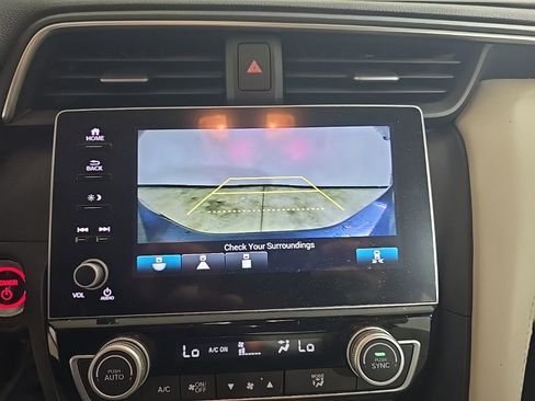 Used 2022 Honda Insight Touring image 7