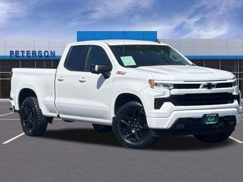Used 2023 Chevrolet Silverado 1500 RST AWD/4WD image 2