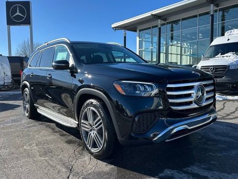New 2026 Mercedes-Benz GLS 450 4MATIC image 1
