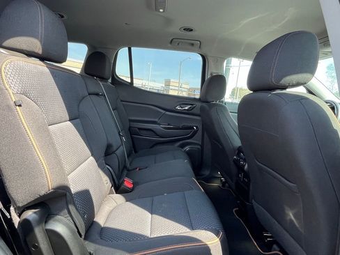 Used 2021 GMC Acadia AT4 image 25