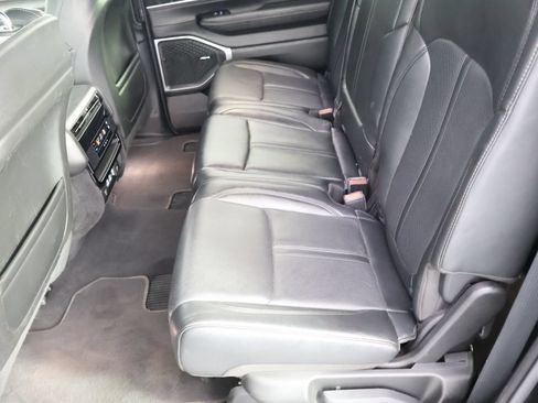 Used 2023 Jeep Wagoneer L Series II AWD/4WD image 37