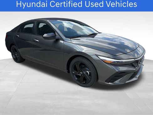 Used 2026 Hyundai Elantra Sport FWD image 8