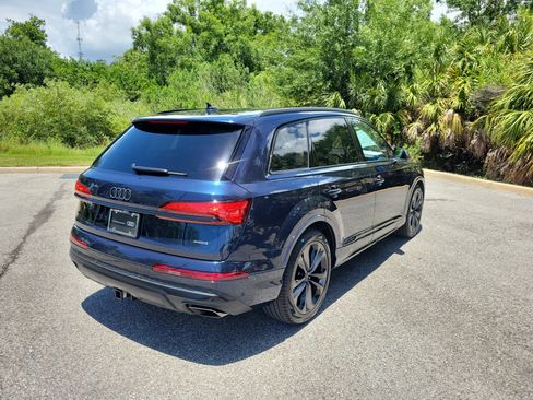 Used 2026 Audi Q7 3.0T Premium Plus w/ Premium Plus Package AWD/4WD image 4