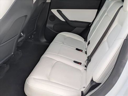 Used 2021 Tesla Model Y Performance image 20