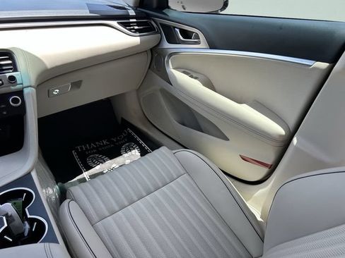 Used 2026 Genesis G70 2.5T Prestige RWD image 18