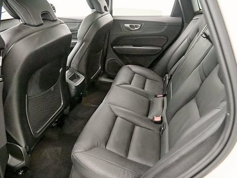 Used 2024 Volvo XC60 B5 Plus w/ Protection Package Premier AWD/4WD image 22