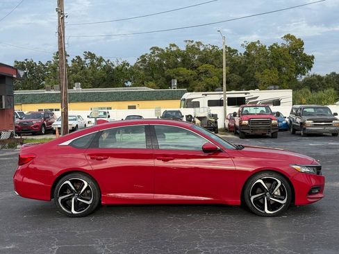 Used 2018 Honda Accord Sport image 6
