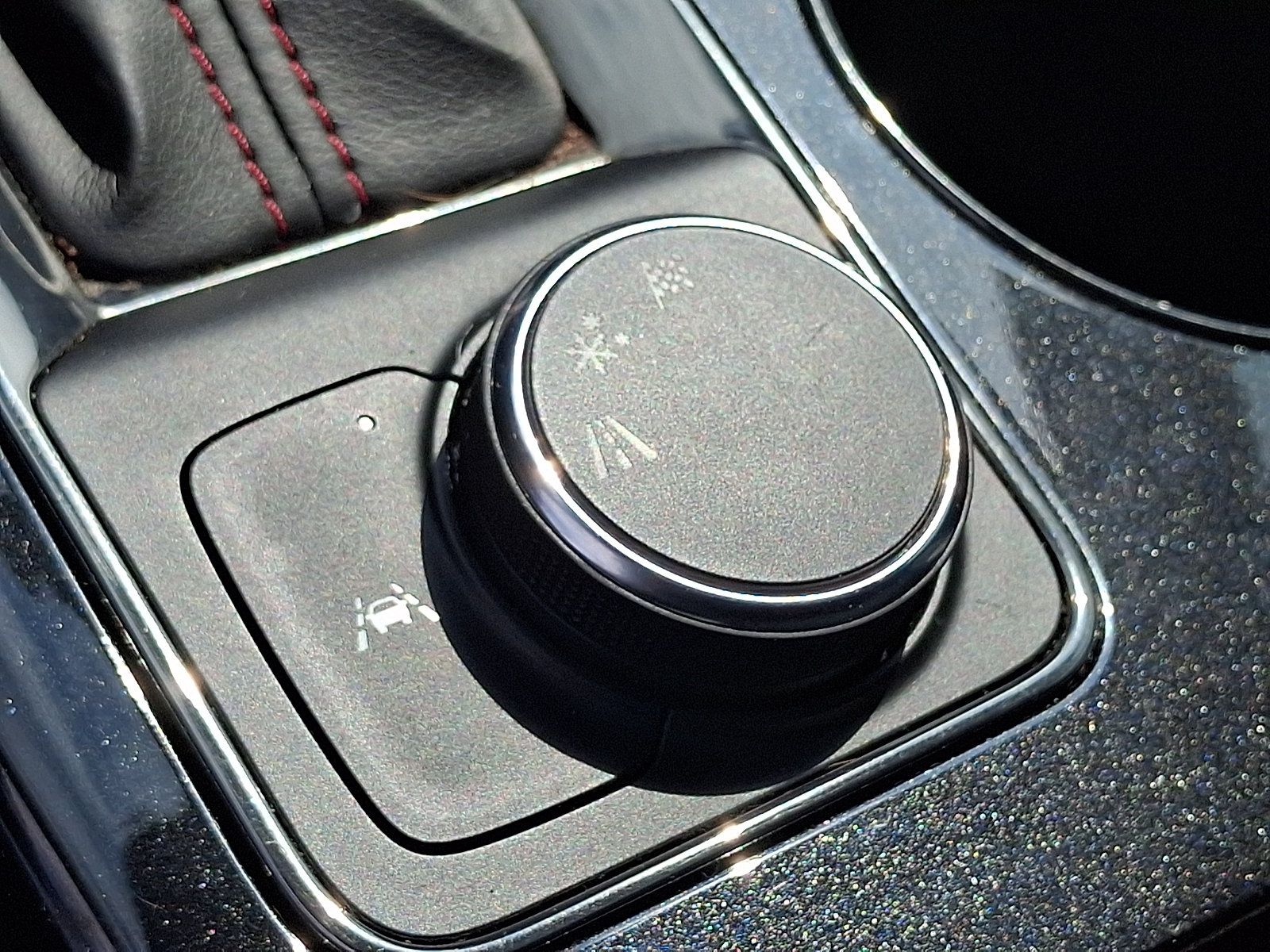 Used 2023 Chevrolet Blazer RS w/ Enhanced Convenience Package FWD image 27