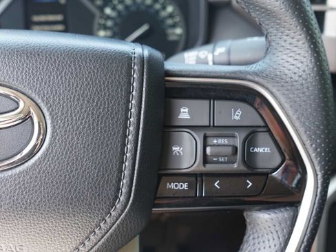 Used 2022 Toyota Tundra Limited RWD image 14