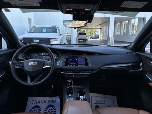 Certified 2022 Cadillac XT4 Premium Luxury w/ Enhanced Visibility Package image 62