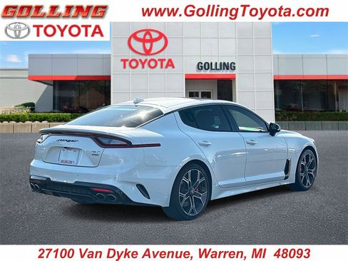 Used 2021 Kia Stinger GT2 image 5