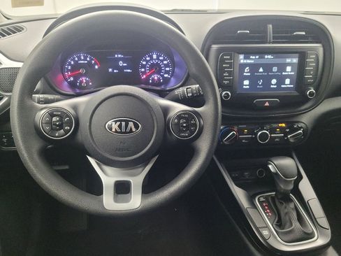 Used 2021 Kia Soul S FWD image 22