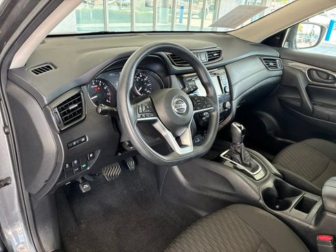 Used 2020 Nissan Rogue S FWD image 23