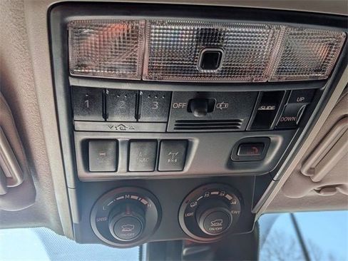 Used 2021 Toyota 4Runner Venture w/ Moonroof Package image 3