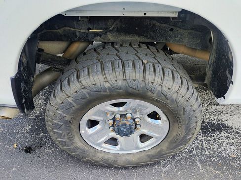 Used 2020 RAM 3500 Tradesman image 15