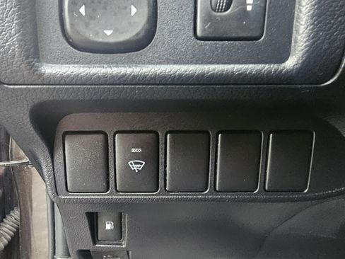 Used 2012 Lexus CT 200h image 18