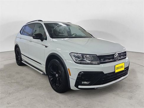 Used 2019 Volkswagen Tiguan SEL Premium R-Line image 6