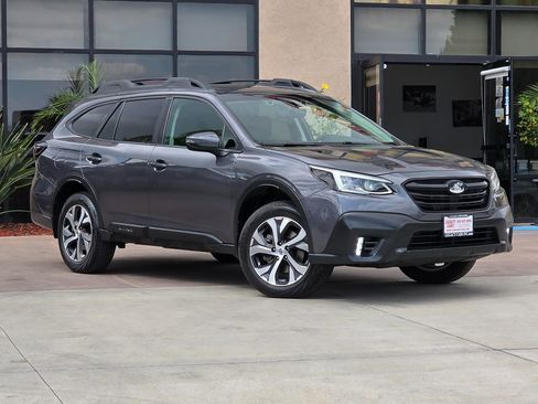 Used 2022 Subaru Outback Limited image 3