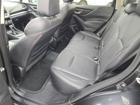 Used 2019 Subaru Forester Limited image 21