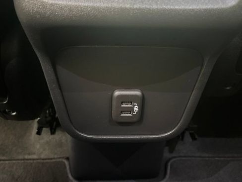 Used 2022 Chevrolet Equinox LT FWD image 21