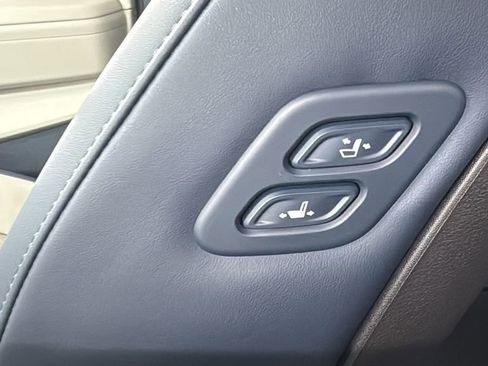 New 2026 Kia Carnival EX FWD image 37