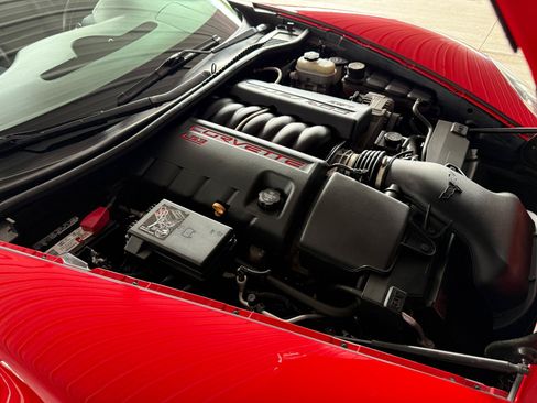 Used 2010 Chevrolet Corvette Grand Sport RWD image 32