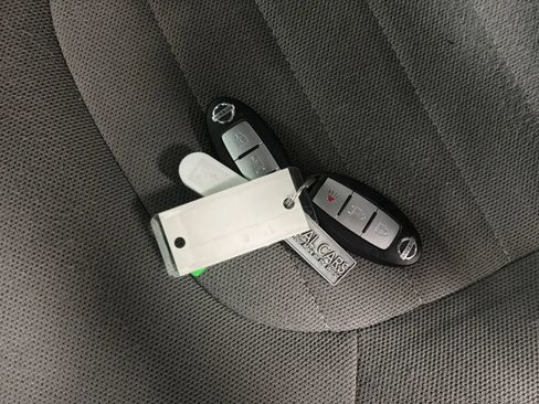 Used 2020 Nissan Frontier S RWD image 30