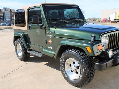 Used 1998 Jeep Wrangler Sahara image 7