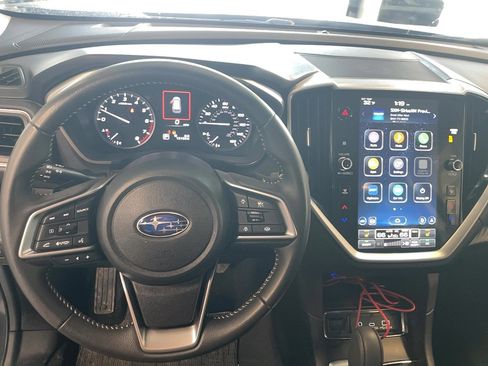 Used 2024 Subaru Ascent Premium w/ Convenience Package image 14