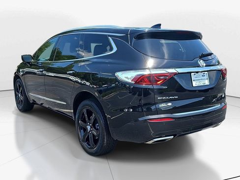 Used 2023 Buick Enclave Essence w/ Experience Buick Package FWD image 5