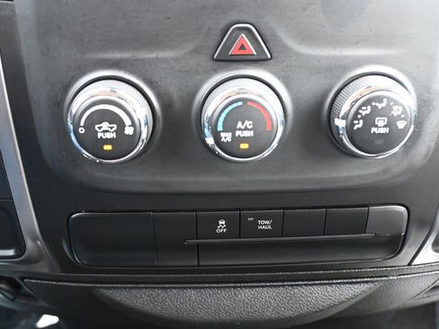 Used 2024 RAM 1500 Classic SLT RWD image 19