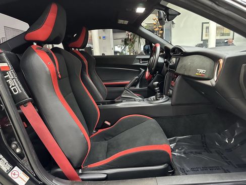 Used 2019 Toyota 86 image 15